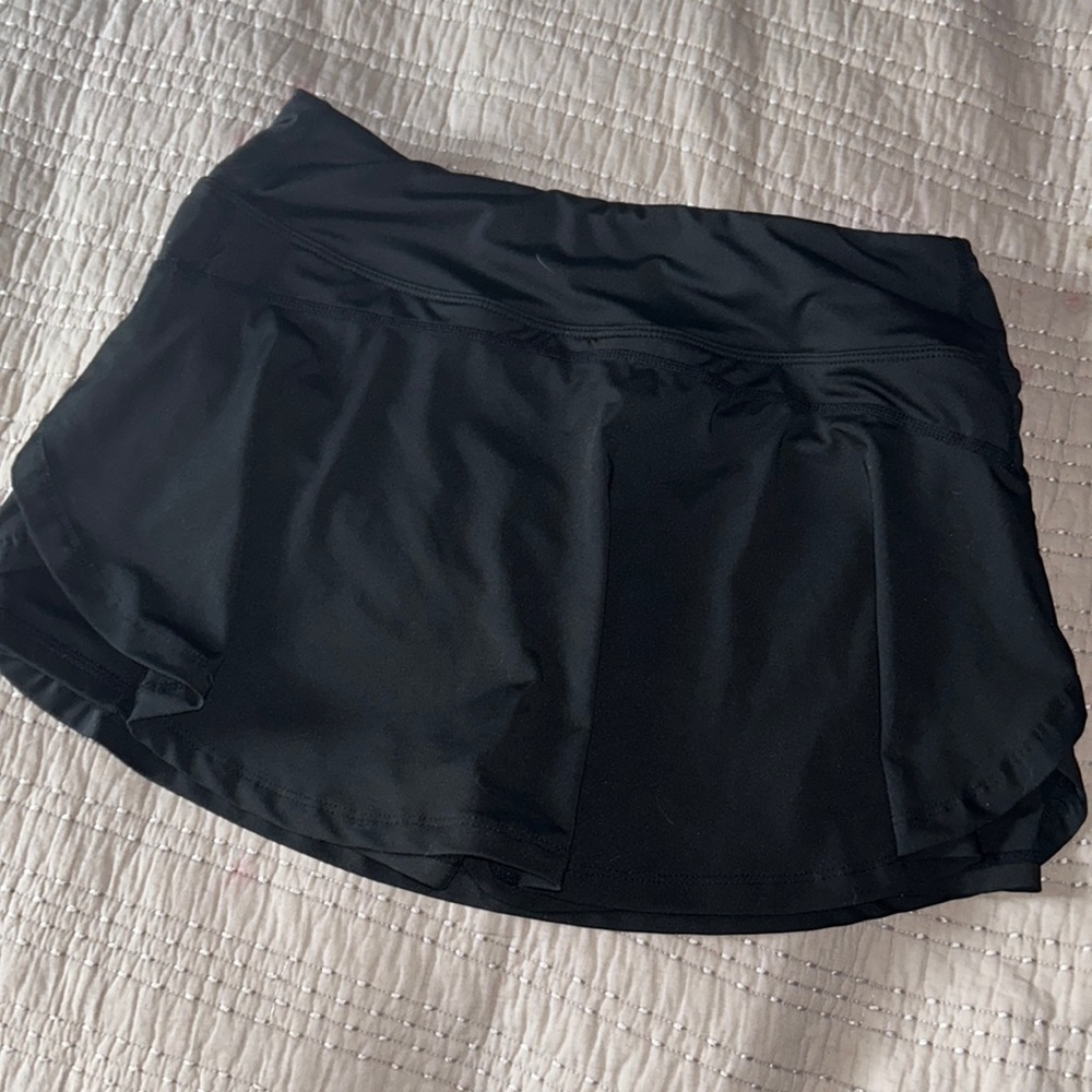 Black skort